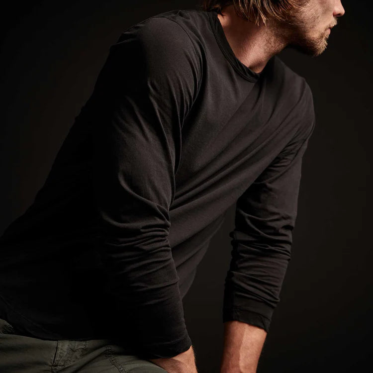 Shirttail Hem Crew Black