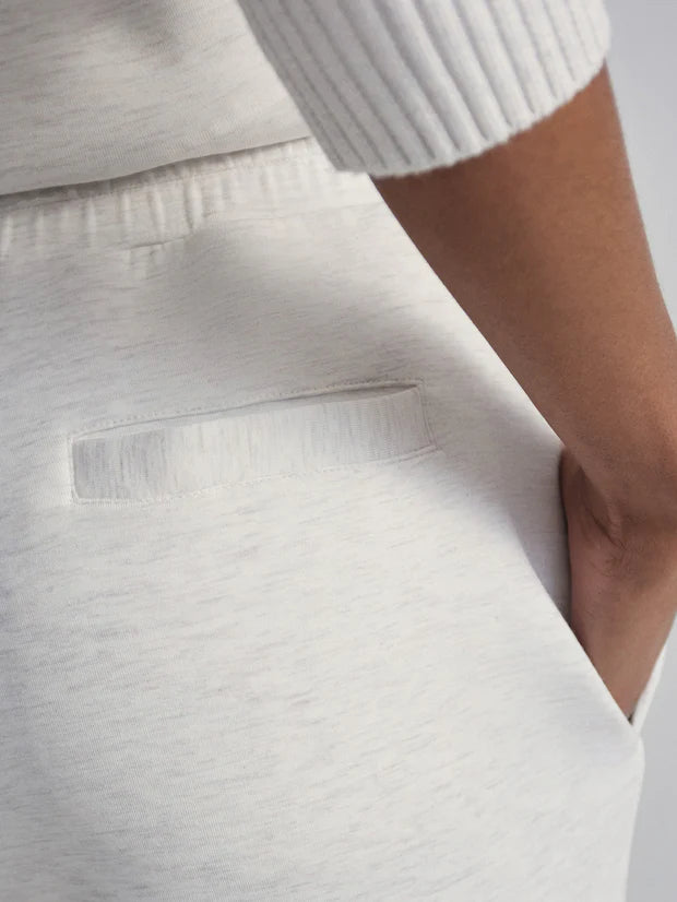The Slim Pant 25