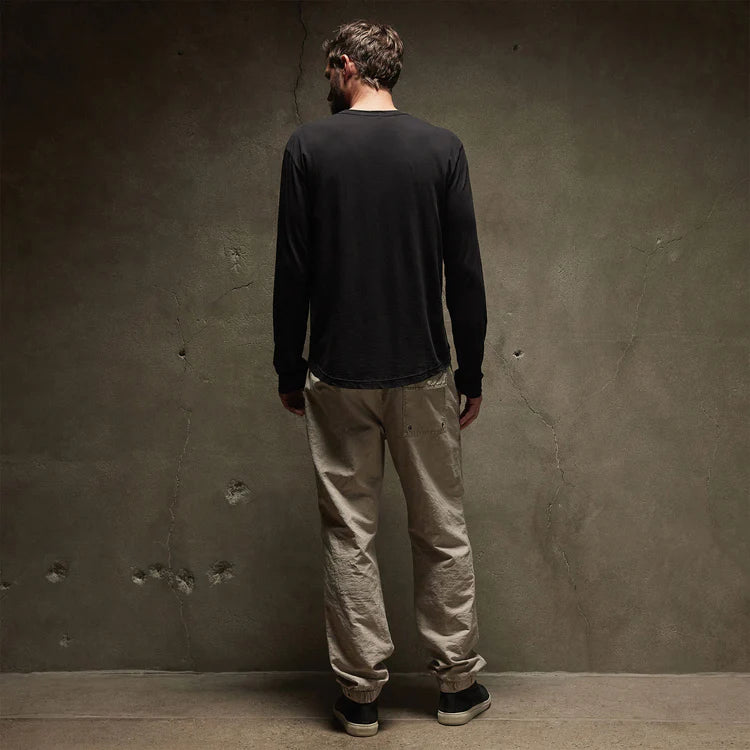 Shirttail Hem Crew Black