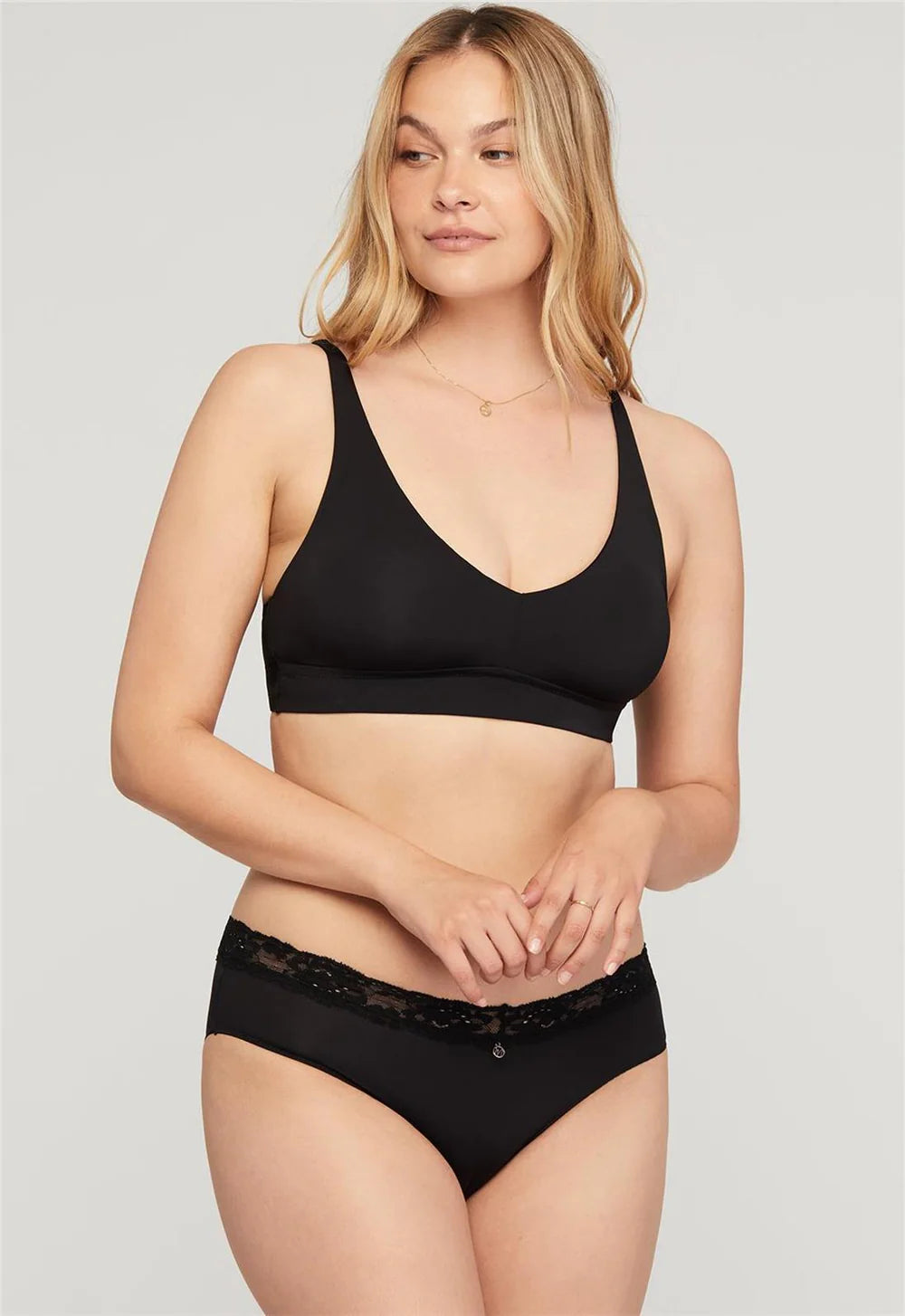 Mysa Cup Sized Bralette Black