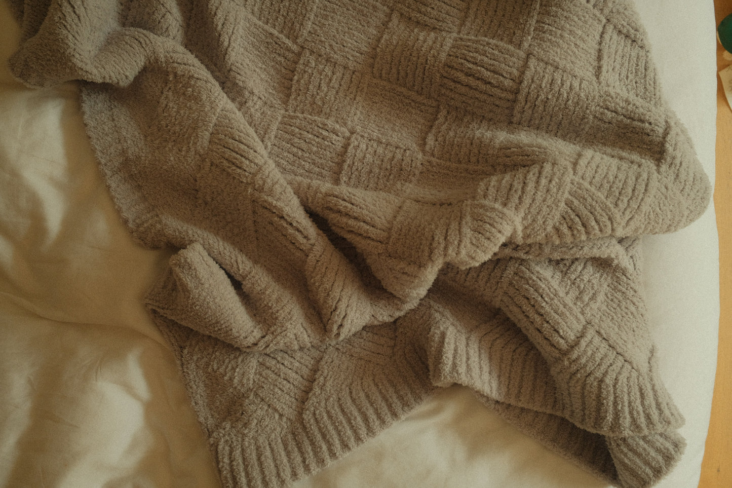 Cozy Diamond Throw Grey