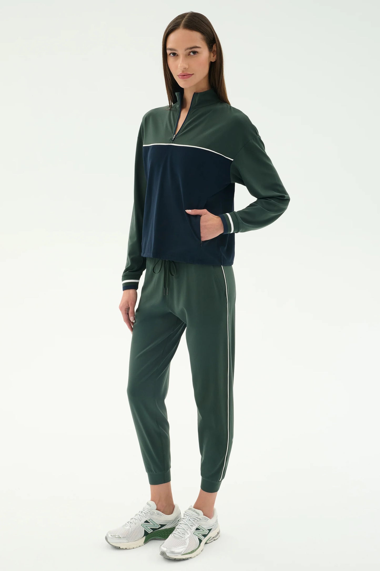 Millie Airweight Half Zip