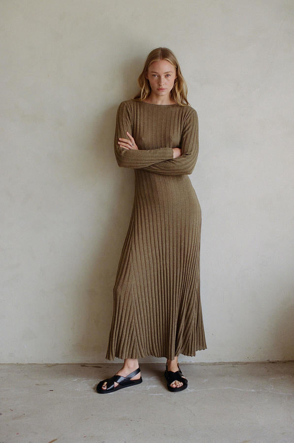 Long Sleeve Green Dress
