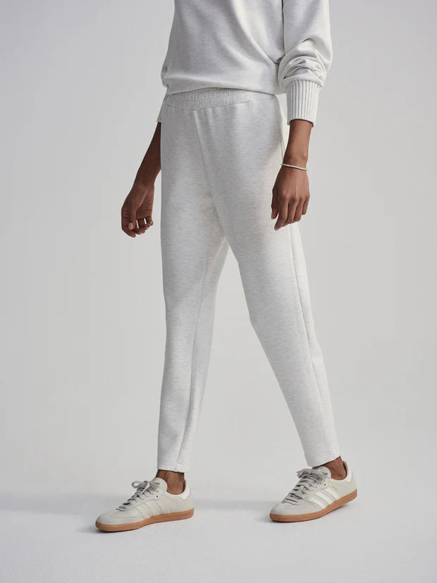 The Slim Pant 25