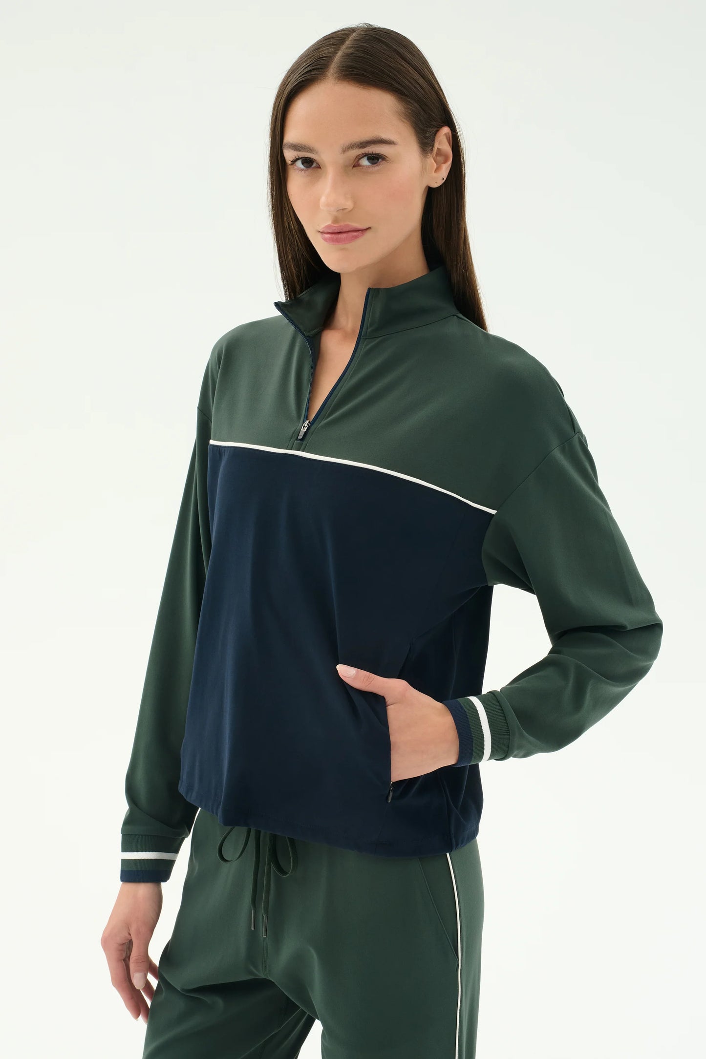 Millie Airweight Half Zip