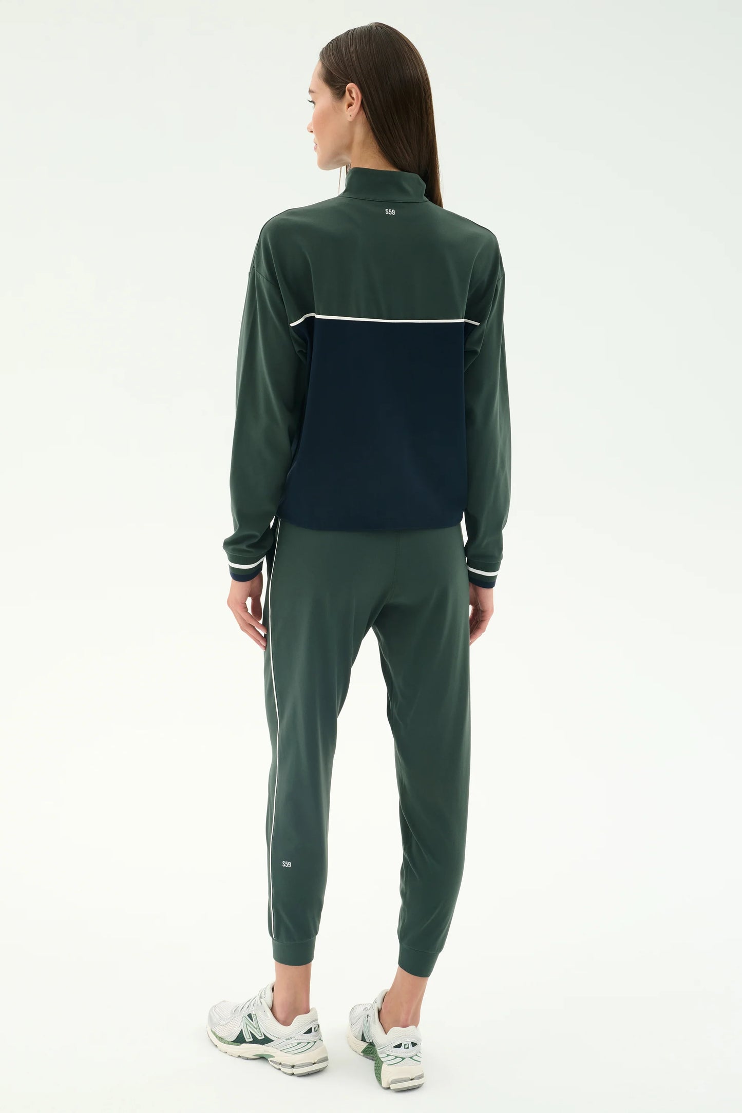 Millie Airweight Half Zip