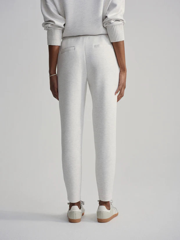 The Slim Pant 25