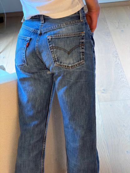 The Indigo 501 (Authentic Levi’s, sourced in LA)