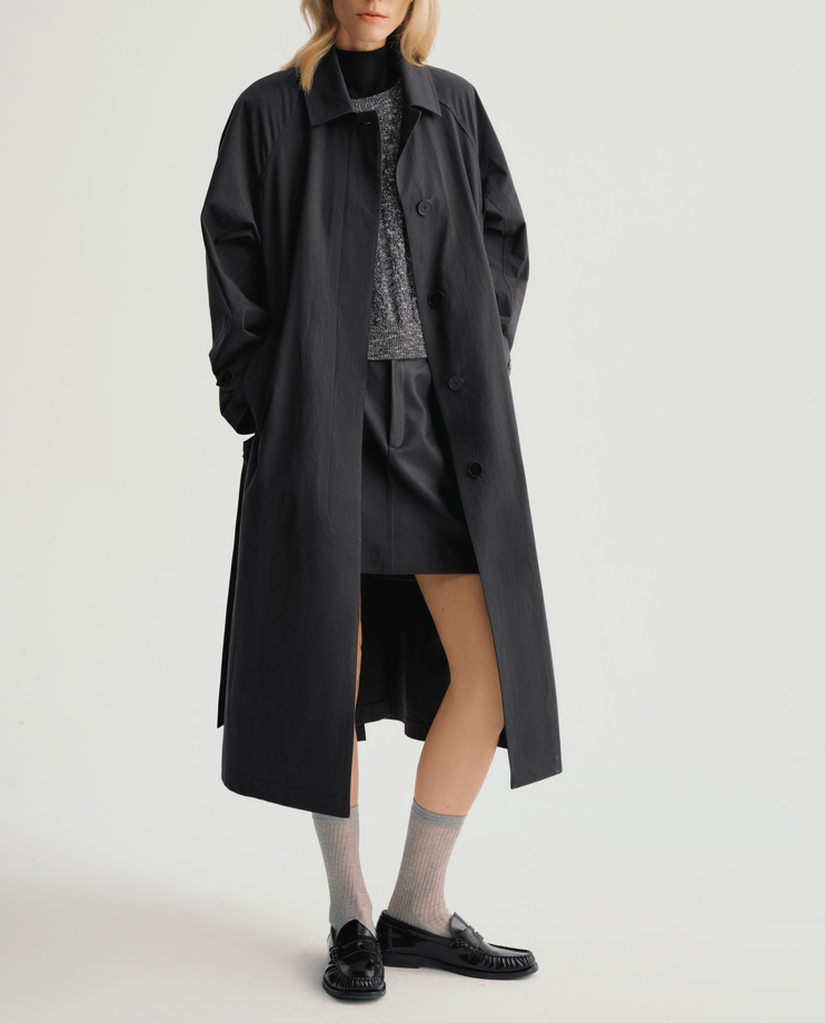 Wind Coat Black