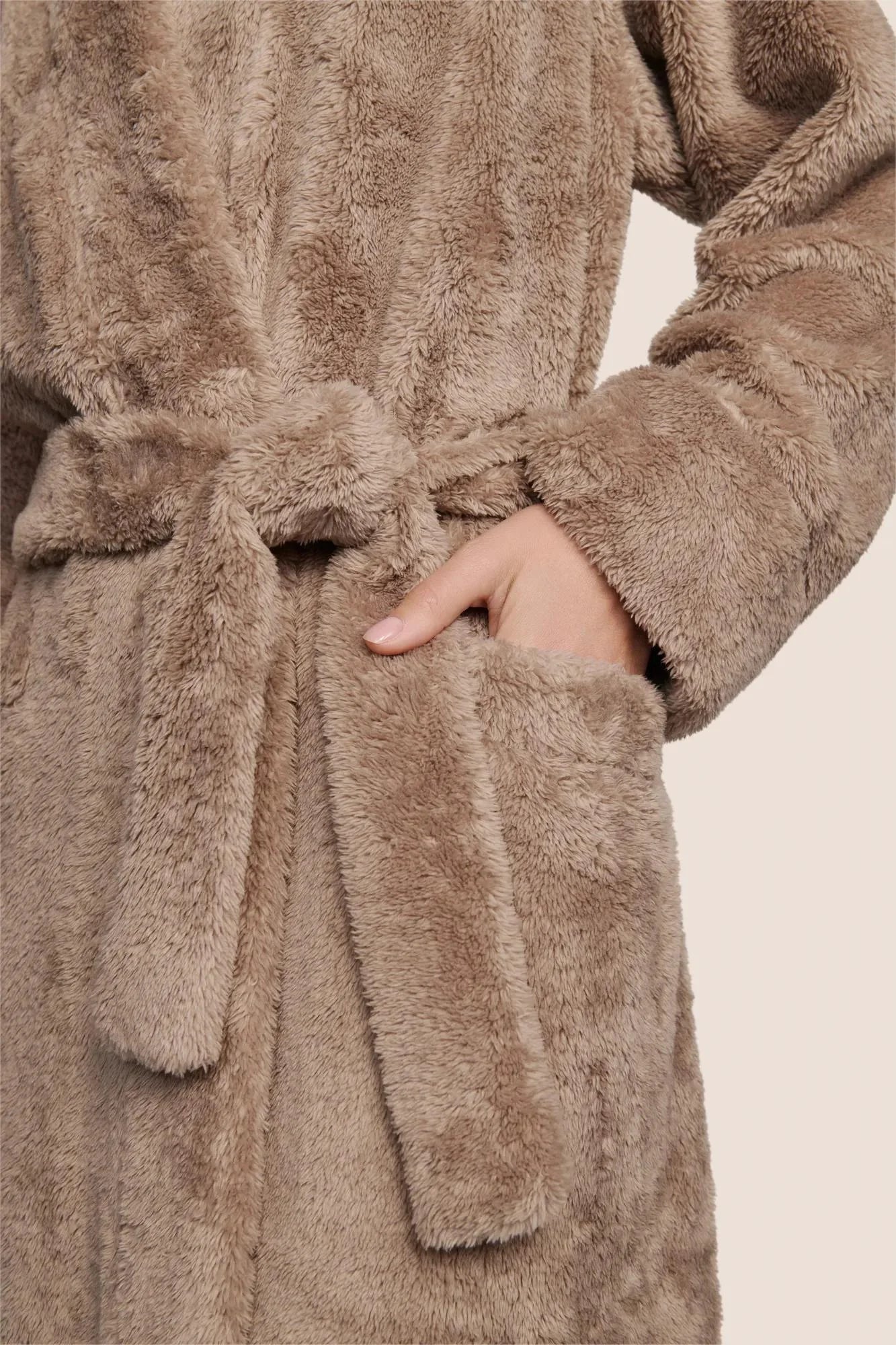 Renew Plush Toffee Robe