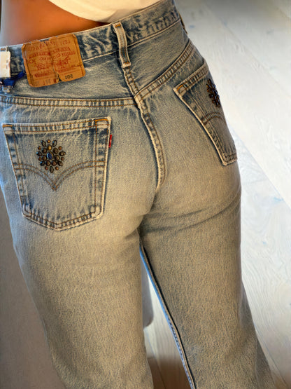 The Sapphire 501 
(Authentic Levi’s, sourced in LA)