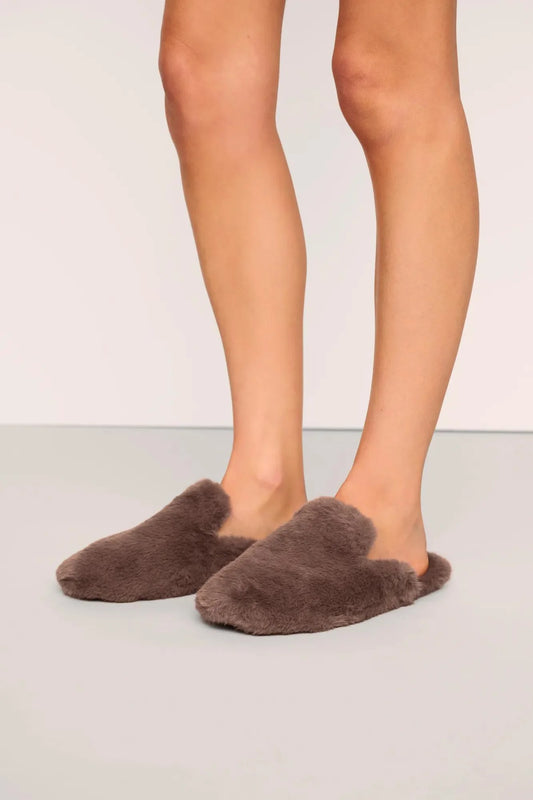 Plush Slippers Deep Taupe