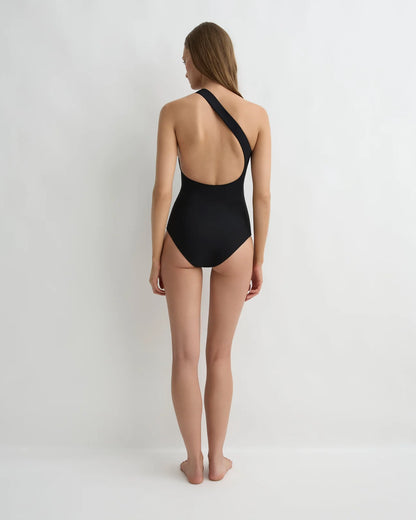Colette One Piece Black