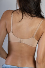 SKIMS Weighless Scoop Bra
