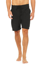 Plow Board Short