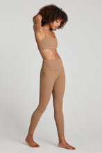 Rocky Brown Set