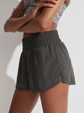 Kallin Running Short Olive