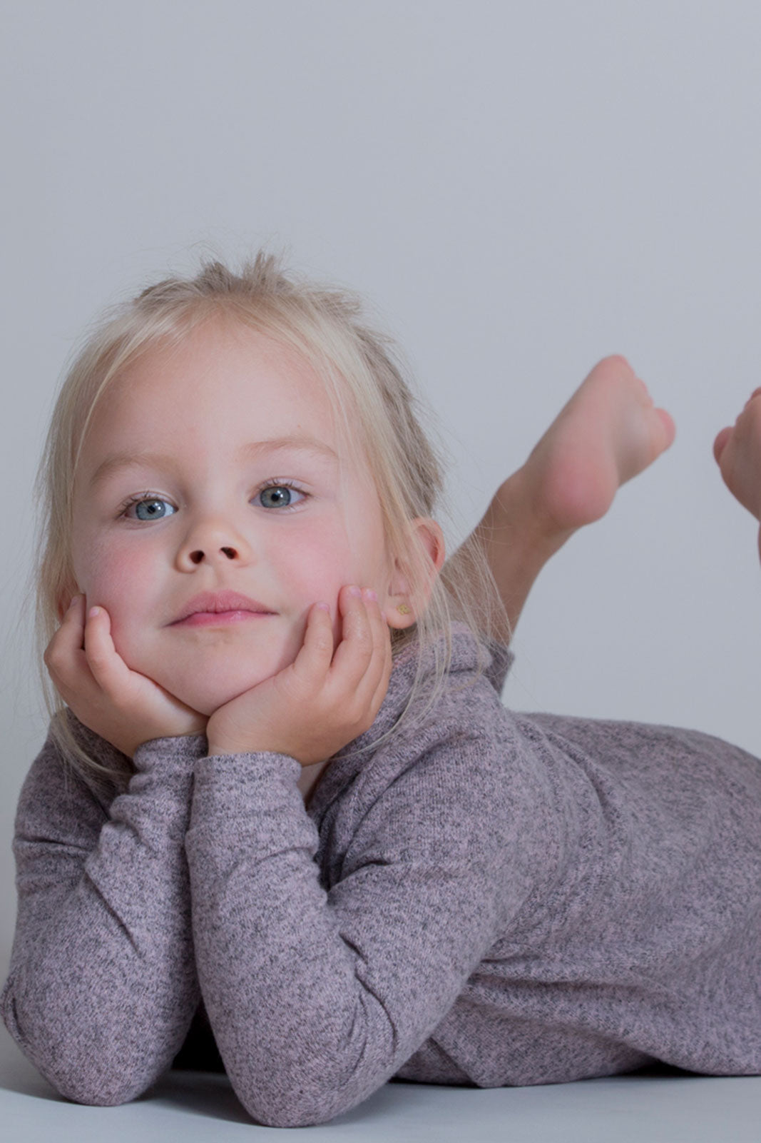PINK HOODIE WITH NO ZIPPER FOR KIDS