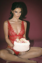 Grace Basque & Thong Red