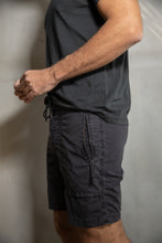 Zipper Pocket Short Magma Pigment