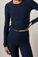 Classic Crew Pullover Navy