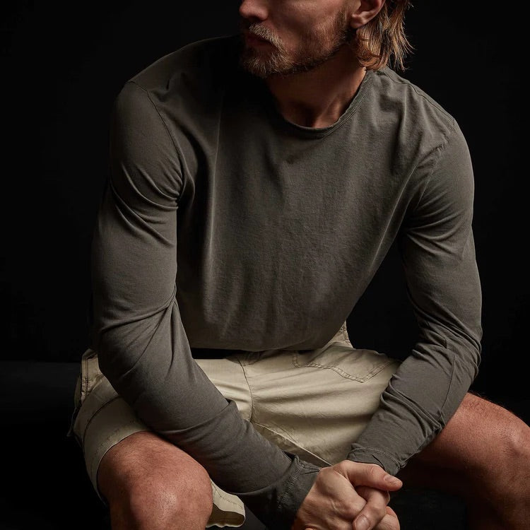 SHIRTTAIL HEM CREW